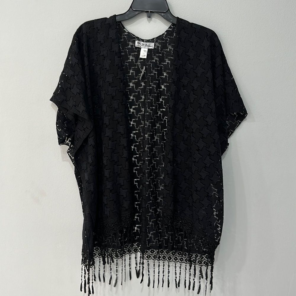 Women's Boho Cap Sleeve Sheer Lace Black Shawl/Kimono/Tunic Size M Boho